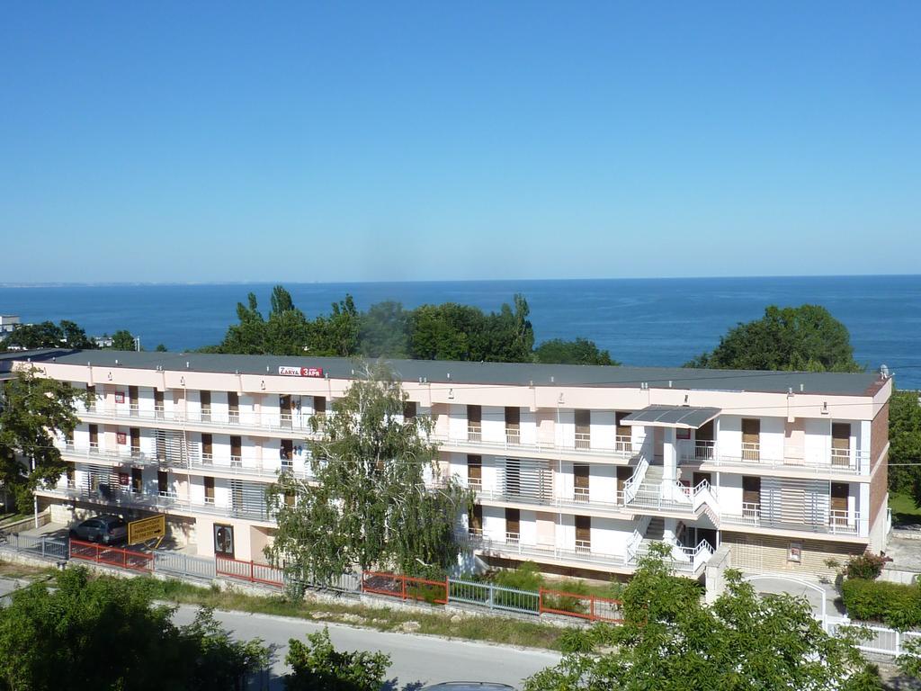 Hotel Zarya Golden Sands Exterior photo