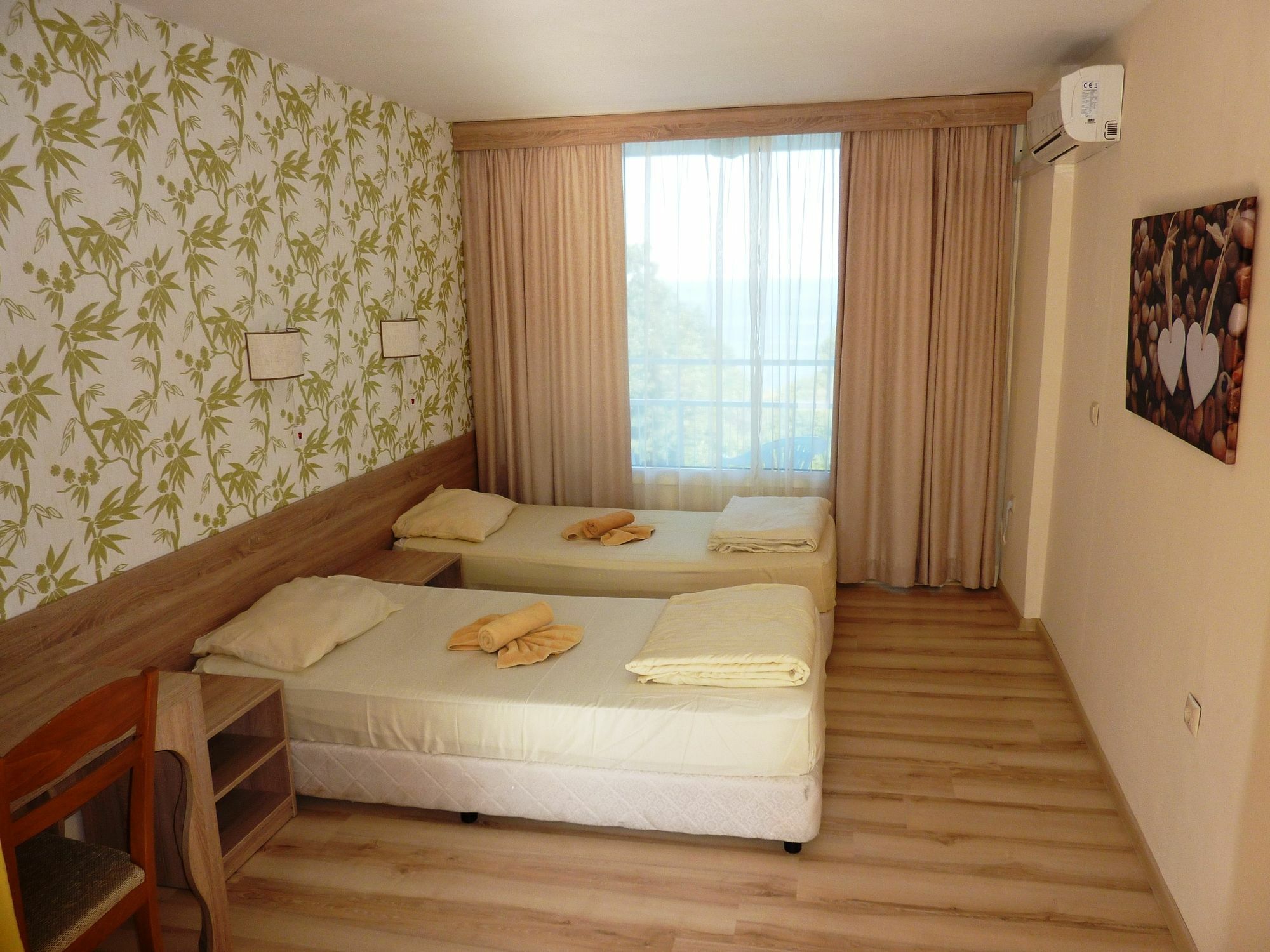 Hotel Zarya Golden Sands Exterior photo